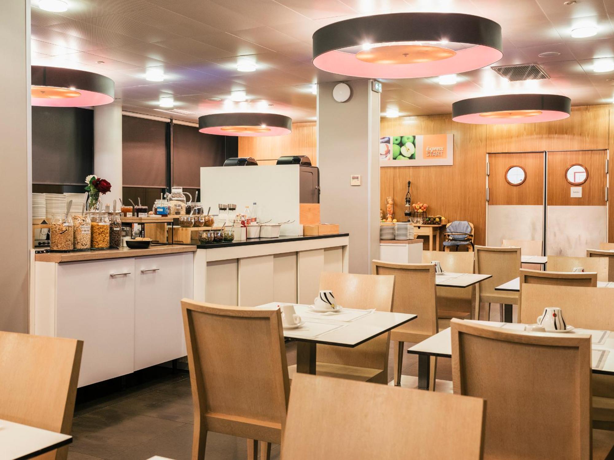 Holiday Inn Express Saint-Nazaire By Ihg Eksteriør billede