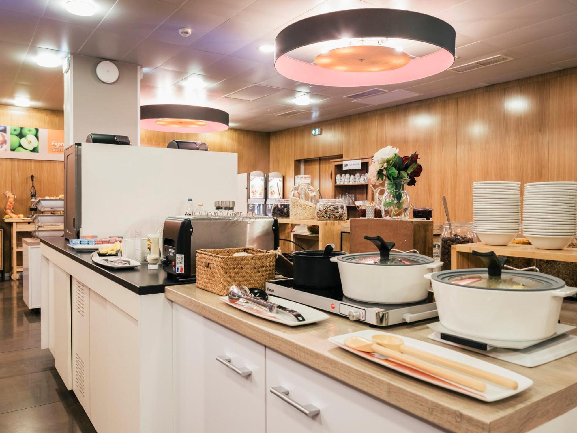 Holiday Inn Express Saint-Nazaire By Ihg Eksteriør billede